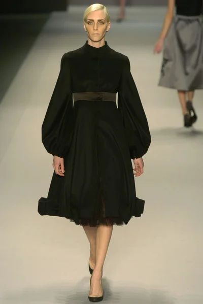 Look 30